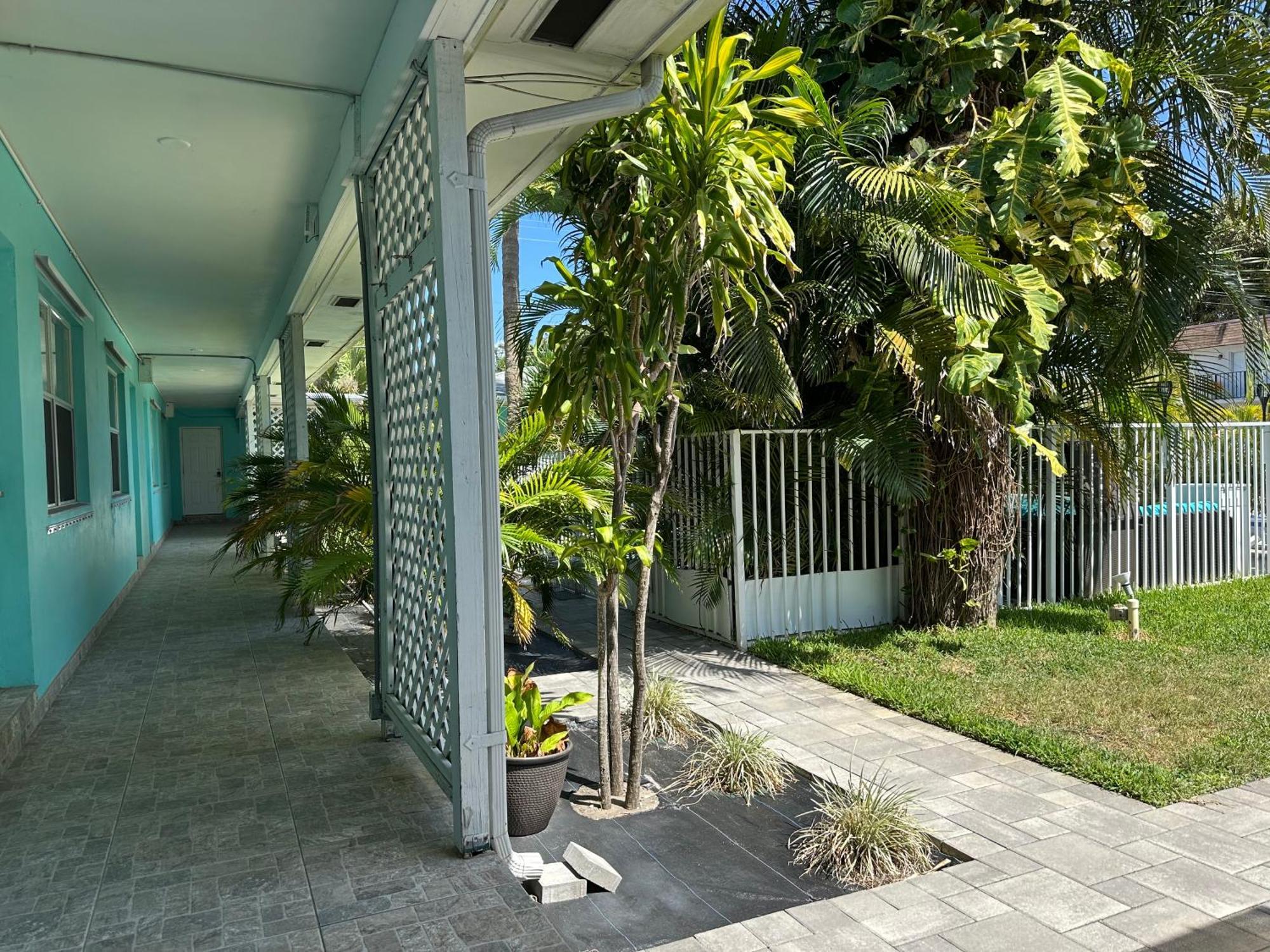 White Horse Motel Lake Worth Beach Exterior foto